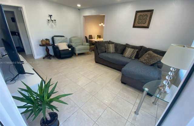 7110 Hope St photos photos