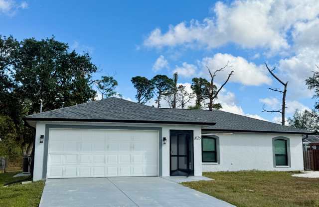 Beautifully updated 3BR/2BA home in a prime North Port location! photos photos Beautifully updated 3BR/2BA home in a prime North Port location! photos photos