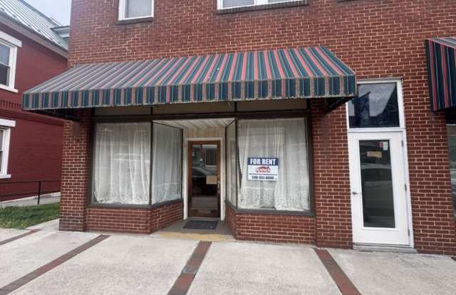 Pearisburg Office Commercial Property Gallery 1