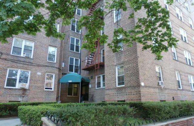 2235 Cruger Avenue - 2235 Cruger Avenue, Bronx, NY 10467