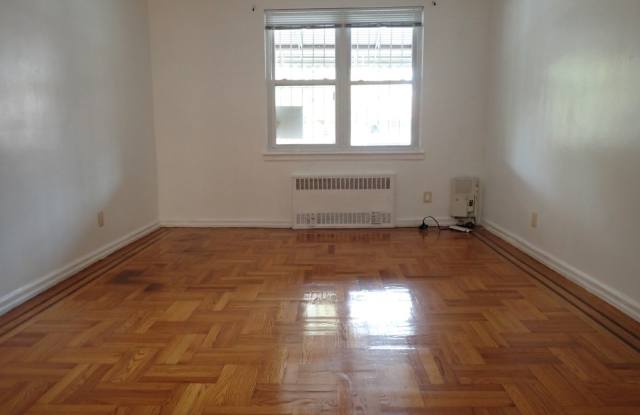 386  EAST 54TH STREET photos photos