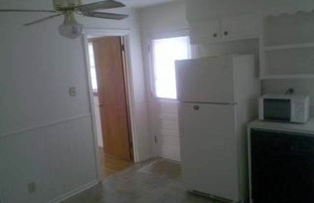 3012 Stanford Drive Gallery 4