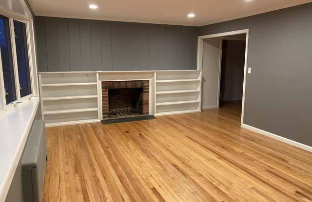 61 Kenilworth Drive W Gallery 2