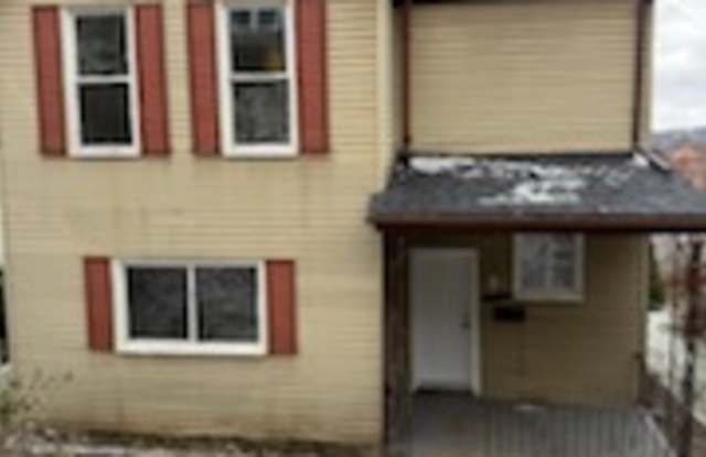 420 Welsh Avenue - 420 Welsh Avenue, Wilmerding, PA 15148