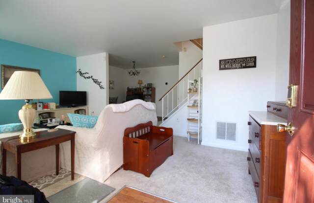 14507 RAVENSCAR COURT Gallery 3