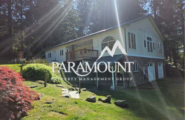Spacious 4,600+sqft 5 Bedroom in Bremerton! photos photos