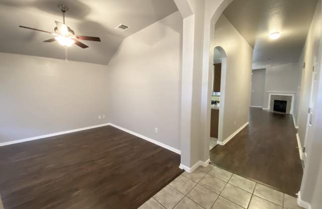 1405 Melissa Oaks Lane Gallery 3