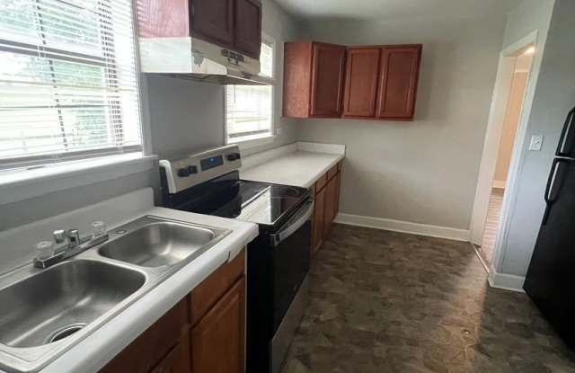 1946 Greene St - Augusta, GA - 3 bedroom/1 bath home - $1350/month photos photos