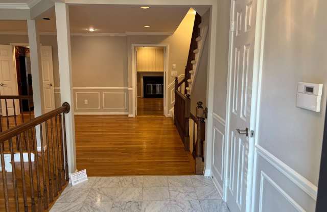 10783 BREWER HOUSE Road Gallery 2
