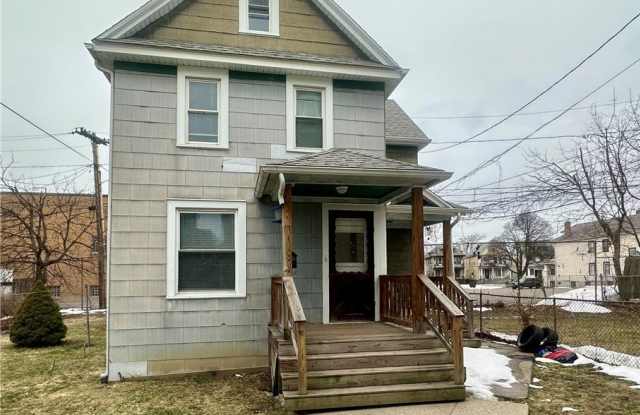 34 Hayden Street unit: Back photos photos