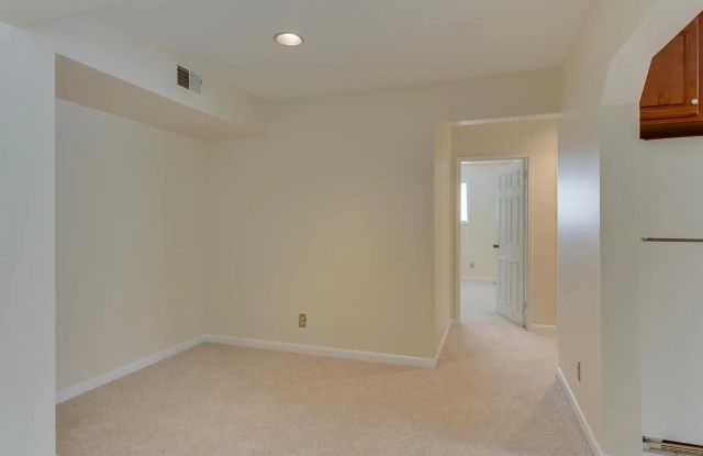 103 Skyhill Rd Apt 6 photos photos