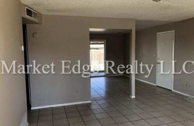 4628 N 80th Dr Gallery 4
