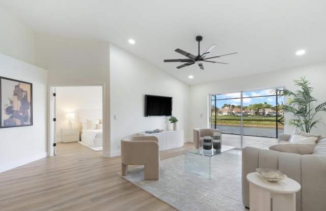 18208 CLEAR BROOK Circle Gallery 3