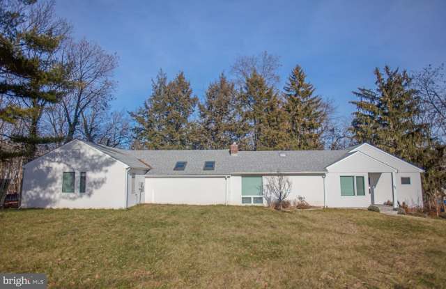 92 OVERBROOK DRIVE photos photos
