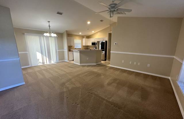 2901 33 St SW Gallery 2
