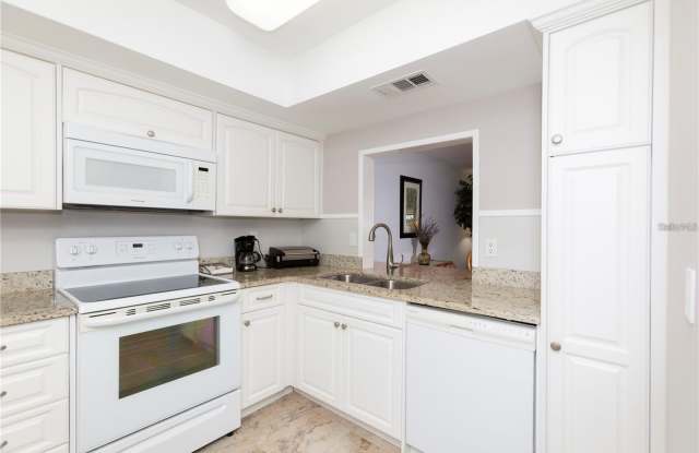 4632 MARINE Parkway Gallery 2