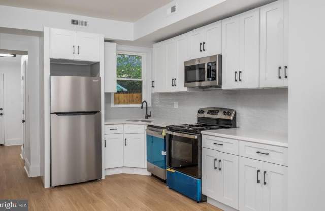 2042 E SOMERSET Street - 2042 East Somerset Street, Philadelphia, PA 19134