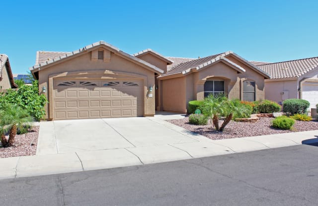 528 W Michelle Dr - 528 West Michelle Drive, Phoenix, AZ 85023