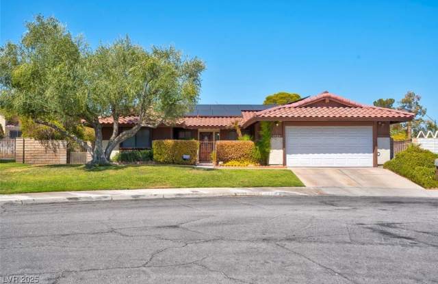 3729 Topawa Street photos photos