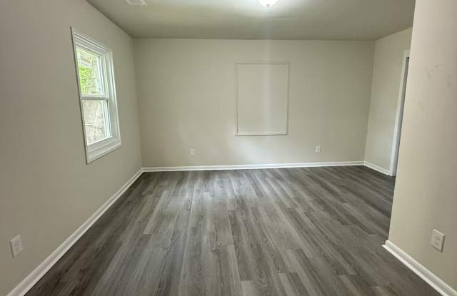 109 Houston Drive Gallery 2