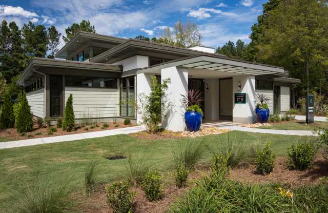 Arden Vue Gallery 2