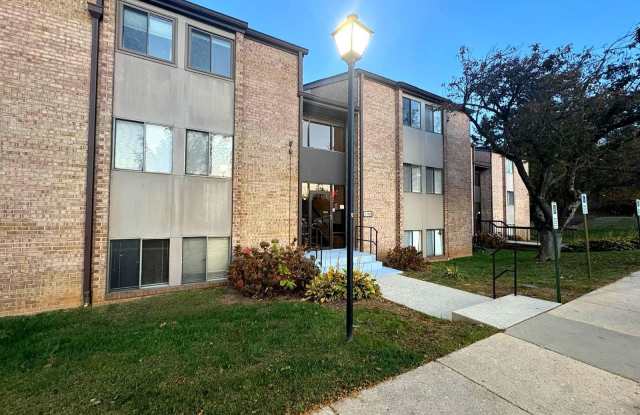 19120 MILLS CHOICE unit: 19120 - 19120 Mills Choice Road, Montgomery Village, MD 20886