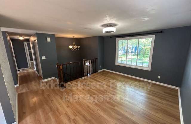 3112 Charloote Mill Dr photos photos