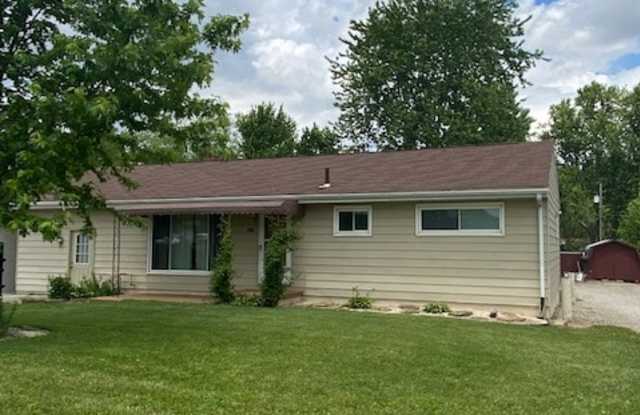 8018 Lincoln Way East Gallery 2