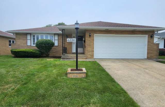 Updated Ranch - 3 Bedroom Home In Mayfield Heights For Rent photos photos