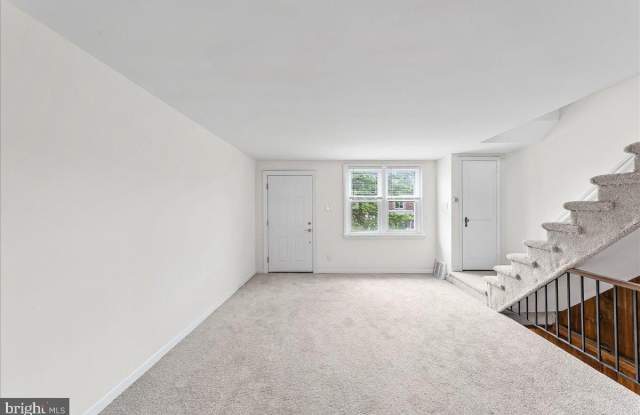 5205 WESTBROOK Drive Gallery 3