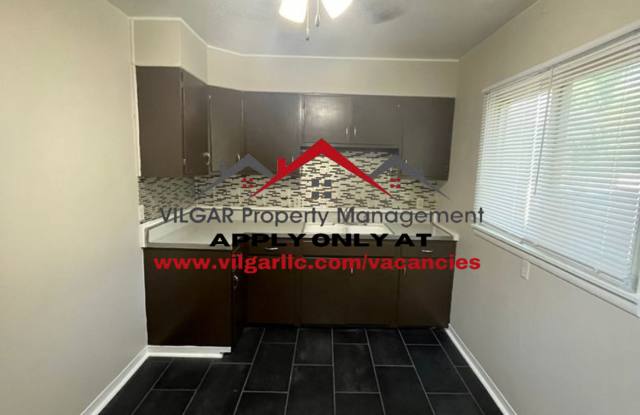 2 Bedroom, 1 Bathroom Home in Gary, IN photos photos