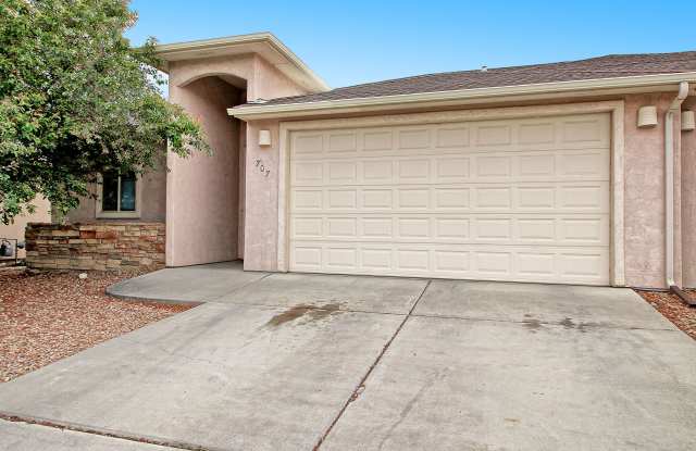 707 Spanish Trail Dr Gallery 3