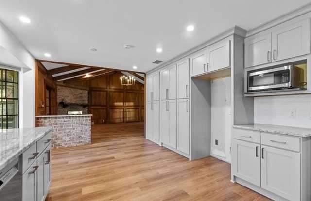 773 BOCAGE Lane Gallery 4