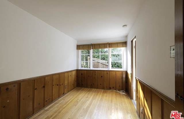 2208 STANLEY HILLS Drive Gallery 2