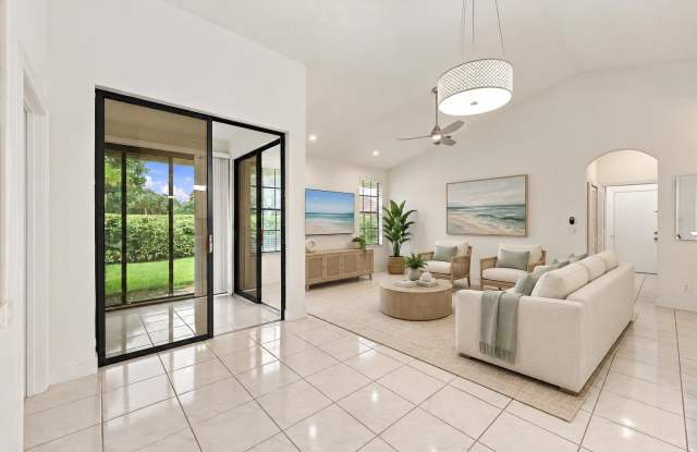 8292 Waterline Drive Gallery 3
