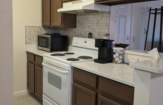 Hunters Creek Condos - 4659 White Rock Circle, Gunbarrel, CO 80301