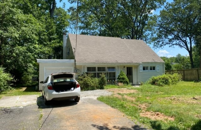 36 Manor Rd - 36 Manor Road, Essex County, NJ 07039