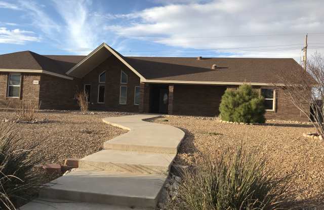 3503 West 8th Street - 3503 West 8th Street, Roswell, NM 88201