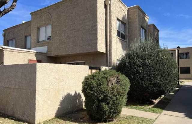 4251 North 67th Drive - 4251 North 67th Drive, Phoenix, AZ 85033