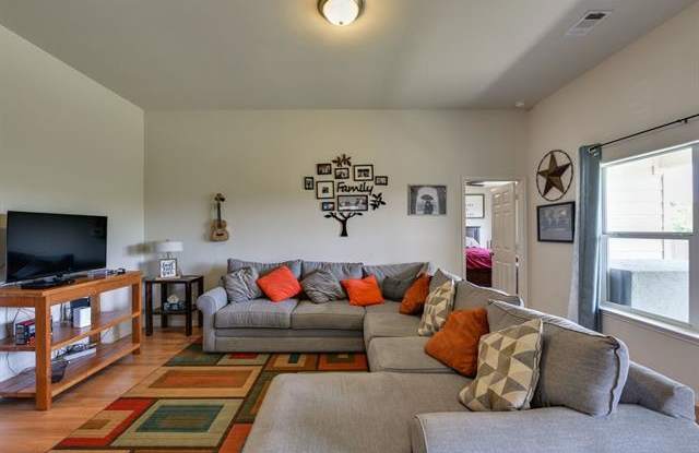 524 Riverbed Drive Gallery 4