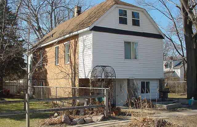 3612 Michigan St photos photos