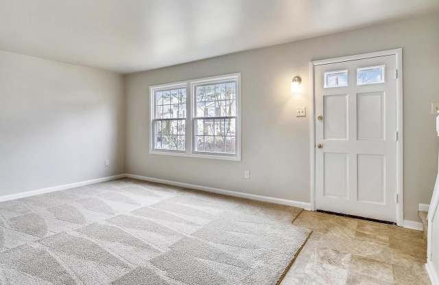 1705 GUNWOOD Place Gallery 2