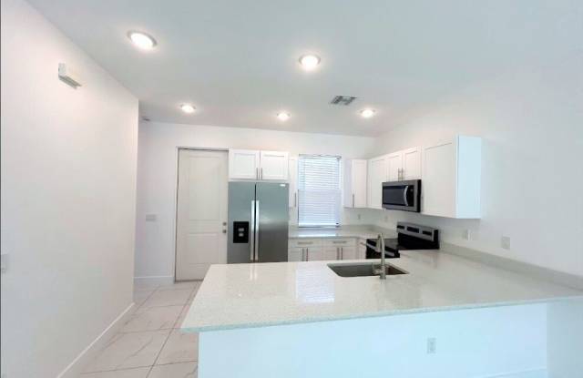 674 Chemstrand Street E photos photos