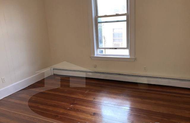 42 Fountain Ave Gallery 4