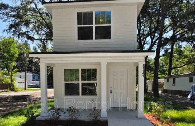 11141 Pine St photos photos
