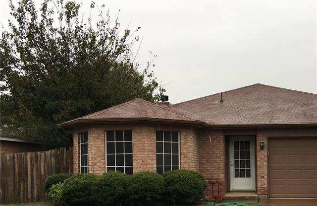 948 Wrigley Way - 948 Wrigley Way, Saginaw, TX 76179