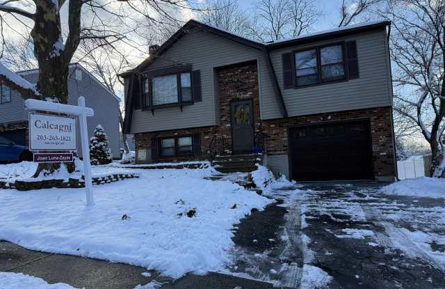 65 Hitchcock Drive photos photos