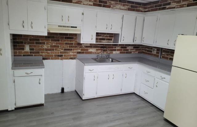 214 South Sumner Avenue - 1 photos photos