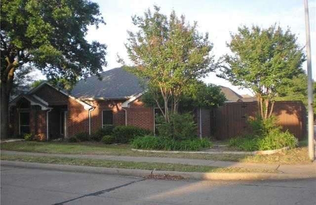 1221 Spring Creek Drive Gallery 3