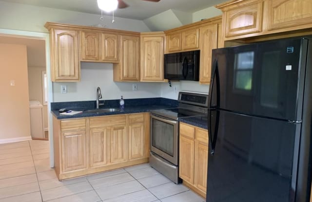 5509 Sycamore Ave - 5509 Sycamore Avenue, Arbutus, MD 21227